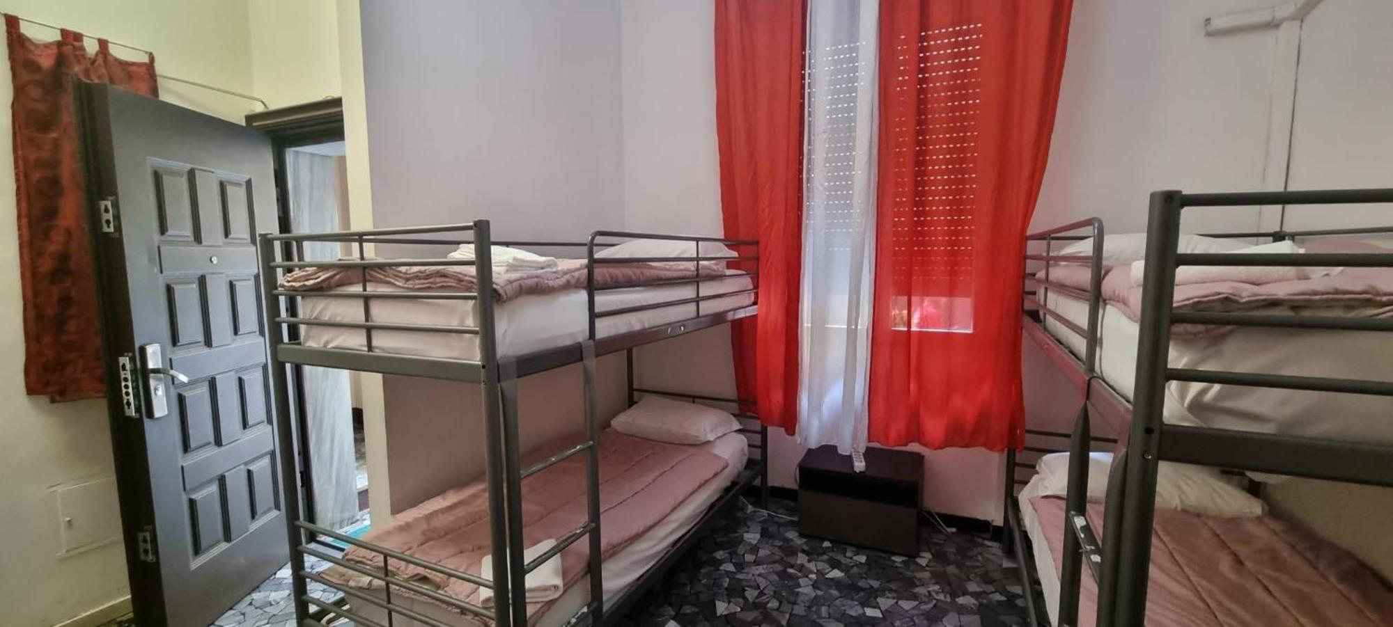 Family Hostel Milano Екстер'єр фото