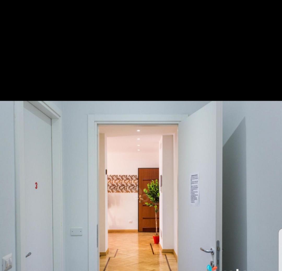 Family Hostel Milano Екстер'єр фото